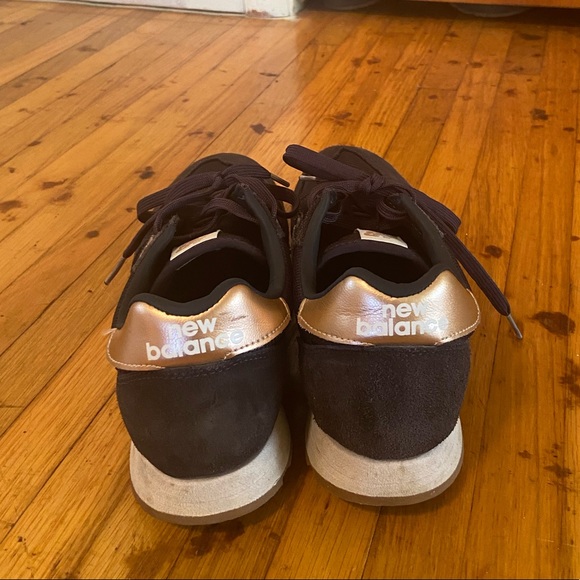 New Balance 520s - Picture 5 of 5